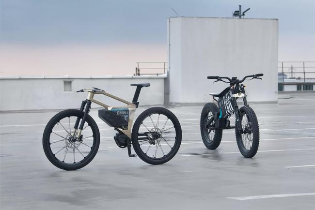着眼电动自行车和摩托的未来移动：宝马展示两款电动摩托概念车